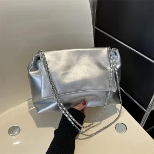 Classic Design Luxury Style Soft PU Chain Hobo Tote Bag Large Capacity Magnetic Flap Crossbody Shoulder Bag for Women