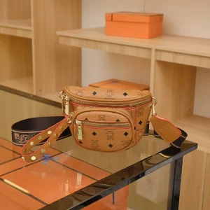 Crossbody Bag Fashionable and Simple Style Shoulder Bag with Zipper Made of Durable Material.00138