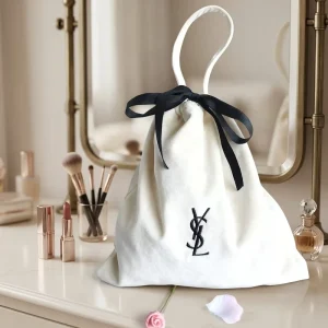 Custom Logo Velvet Drawstring Bag Luxury Wedding Tulle Bag Candy Packaging Party Gift Bag Makeup Lipsticks Cosmetics Storage Bag