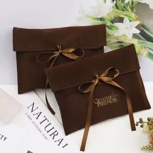 Custom Logo Velvet Envelope Pouch with Ribbon Bow Small Jewelry Packaging Bag Makeup Toiletry Gift Pouch Dust Bag