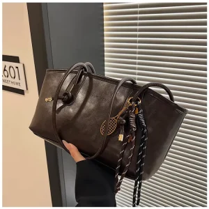 Distressed Vintage PU Knotted Strap Large Capacity Underarm Tote Bag With Key Charm Decor Shoulder Handbag For Women
