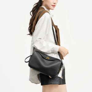 Durable And Portable Genuine Leather Fashion Spring Crossbody Handbag With Adjustable Strap And Polyester Lining