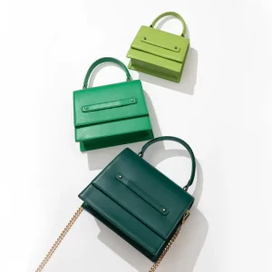 Factory PU Vegan Leather Fashion Small Ladies Handbags Metal Chain Crossbody Bags for Women