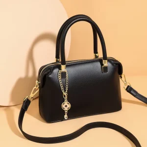 Factory Precious Pendant Handbag Fashion Design High Quality Crossbody Bag Daily Use Shoulder Bags