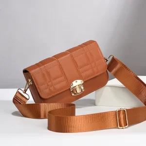 Fashion Crossbody Bags for Women Square Camera Shoulder Bag with Adjustable Strap Classic PU Leather Satchel Purse
