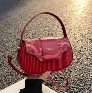 Fashion Letter Print Saddle Bag Elegant Pleated Shoulder Bag with Gold Hardware Trendy Color Block Crossbody Purse for Women