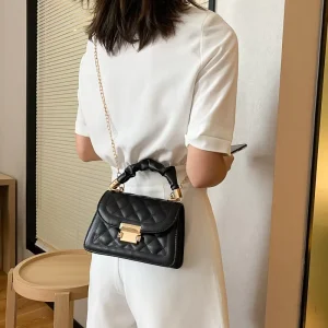 Fashionable Lady’s Bag New Model Korean Style Trendy Fashion Chain Strap Crossbody Shoulder Bag with Small Square Shape