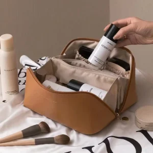 Fashionable Simple Cosmetic Bag with Large Capacity Multi functional Storage Water Resistant Durable Zipper Closure Portable