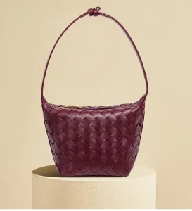Fashionable Simple Style Hand Woven Casual Shoulder Bag Best Selling Highly Popular Handbag
