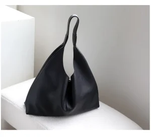 Fashionable Women’s Genuine Leather Large Capacity Bucket Shape Handbag with Shoulder Strap Splicing Design for Daily Use