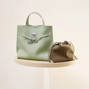 Genuine Leather Women’s Platinum Square Shape Magnetic Clasp Crossbody Single Shoulder Handbag