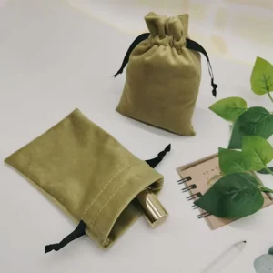 Green Color Jewelry Packing Pouch Flock Material Pouch for Cosmetics