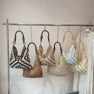 Handcrafted High-Quality Single-Shoulder Woven Straw Beach Bag with Large Capacity and Casual Style
