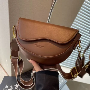 High Quality Retro Style High Sensation Shoulder Bag New Fashion Underarm Shoulder Bag for Ladies for Summer and Winter