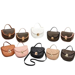 High Texture Bucket Saddle Bag New Arrival Diamond Plaid Print Crossbody Fashionable Cover Polyester Lining Contrast