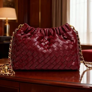 High end Little Chic style Cloud Bag Handmade Woven Vintage Chain Pleated Dumpling Bag Small Gold Ball Crossbody Phone Bag