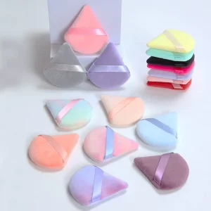 JIY OEM Christmas Gift Silk Triangle Powder Puff Multifunctional Soft Cosmetic Sponge Foundation Concealer Makeup Tool