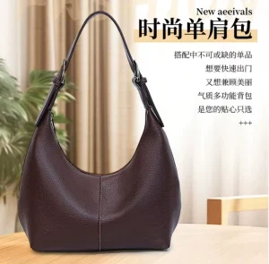 Large Capacity Handheld Shoulder Bag for Women Popular New Style of Classic Fashion Underarm Bag for Spring and Summer