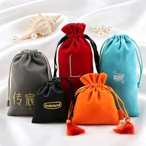 Luxury Velvet Drawstring Bags Jewelry Pouch Custom Printed Logo Dust Bag for Bracelet Necklace Gift Packaging Velvet