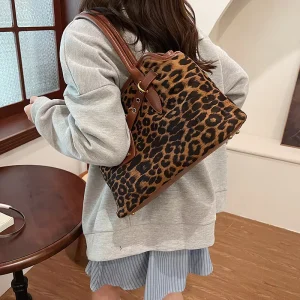 Manufacturer Direct Sales Retro Leopard Print Handbag New Women’s Handbag Tote Bag Korean Version Niche Design Armpit Bag
