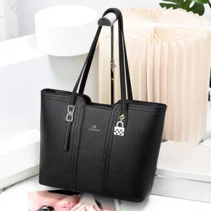 New Cross-border Spring Fashion PU Women’s Shoulder Bag with Zipper Closure Simple Design All-match Everyday Use