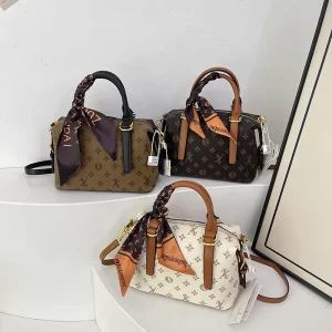 New Design Fashionable Ladies Boston Bag Classic Printed Crossbody Bag High Quality Popular Womens Handbag Shoulder Bag