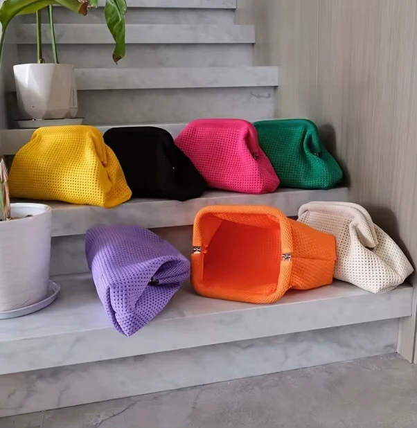 New Design Solid Color Ladies Woven Bag Women Beach Clutch Pouch Small Evening Makeup Cosmetics Bag Handmade Travel Handbag