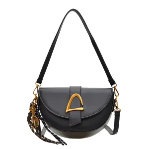 New Designer High Quality Semi Circular Crossbody Bag With Hanging Rope Decoration Shoulder Bag Womens Handbag