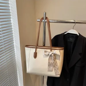 New Fashion Large Capacity Tote Bags Young Lady Designer Shoulder Handbags Girls Popular Luxury Purses for Woman