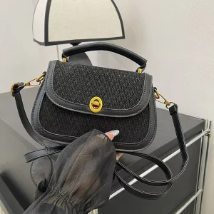New Fashion Versatile Minimalist Women’s Saddle Bag Color Contrast Panelled Design Stylish Crossbody Bag Polyester