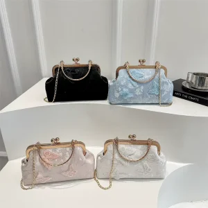 New Style Women’s Crossbody Bag Beautiful Simple Personalized Butterfly Handbag Messenger Bag