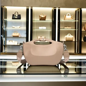 PVC Jelly Bag European and American Fashion Wide Shoulder Strap Crossbody Bag Women’s Single Shoulder Crossbody Bag