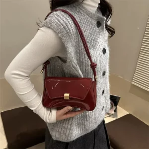 Patent Leather Curved Underarm Bag Women Retro Burgundy Mini Bag Lock Strap Shoulder Crossbody Handbag Urban