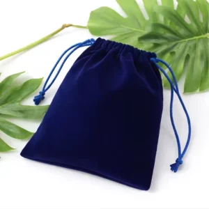 Personalized Velvet Gift Pouch for Cosmetics and Premium Product Packaging