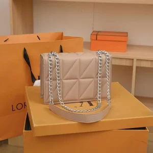 Quilted Elegant Small Style PU Women’s New Fashion Single-Shoulder Crossbody Chain Cover Work Commuting Handbag