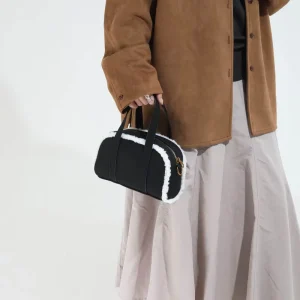 Retro Simple Plush Fabric Small Square Bag for Women Winter Style Handbag with Shoulder Strap