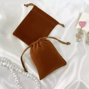 Reusable Custom Logo Brown Flannel Velvet Pouch Gift Drawstring Bag Packaging Velvet Pouch for Gemstone Watch Necklace Packaging