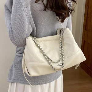 Spring Summer Lady Luxury Bag Niche Light Luxury Diamond Quilted Chain Large Capacity Crossbody Bucket Bag Urban