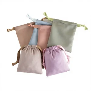 Thick 220G Silk Satin Dustproof Cosmetic Bag Drawstring Gems Jewelry Elegant Ribbon Gift Pouch