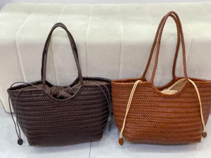 Traditional Leather Shoulder Bag Purely Woven Fabric Tote Bag Large Capacity Drawstring Pouch for Ladies