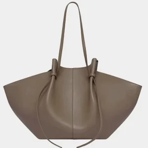 Trending Fashion Lady Large Capacity Waterproof Women’s Shoulder Bag Dual Straps Versatile Commuting Hand Held