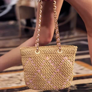 Trending Natural Raffia Handwoven Shoulder Bag Fashion Thread Design Daily Handbag with Chain Strap Stylish Eco Friendly