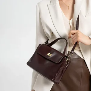 Vintage Classic Style Genuine Leather Crossbody Handbag for Women’s Messenger Bag for Commuting Leisure Weekend Life