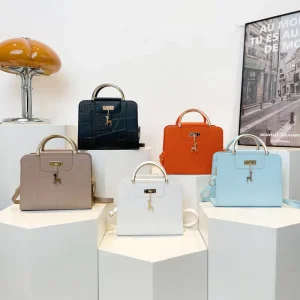 Women’s Large Capacity Crossbody Bag Versatile Handbag Shoulder Bag